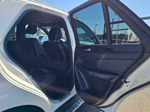 Used 2017 Mercedes-Benz GLE 350 4MATIC image 13