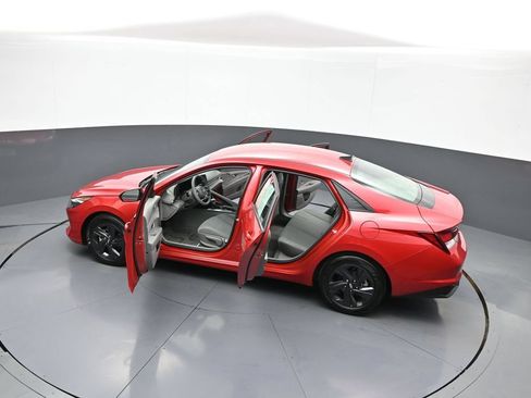 Certified 2023 Hyundai Elantra SEL FWD image 43