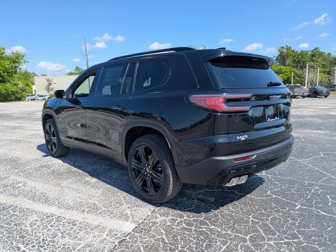 New 2026 GMC Acadia Elevation image 7