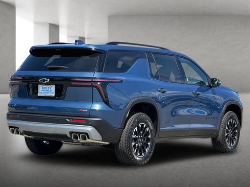 New 2026 Chevrolet Traverse Z71 w/ Enhanced Driving Package AWD/4WD image 4