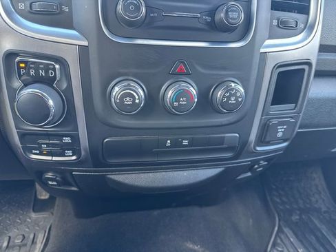 Used 2023 RAM 1500 Classic SLT AWD/4WD image 21