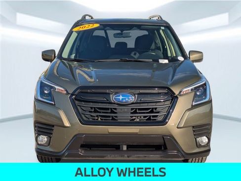 Used 2022 Subaru Forester Premium image 11