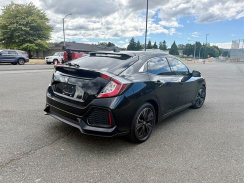 Used 2018 Honda Civic EX image 5