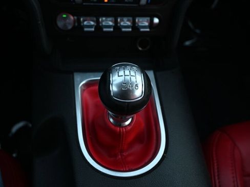 Used 2020 Ford Mustang Coupe RWD image 35