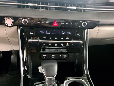 Used 2023 Kia Carnival SX FWD image 14