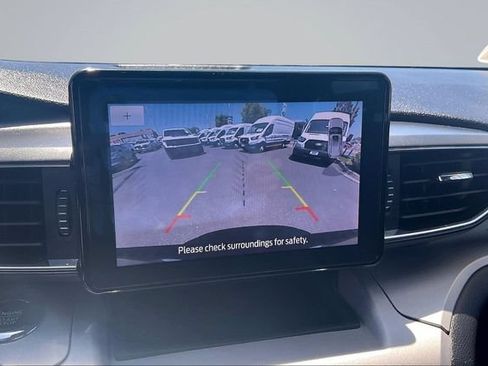 Used 2023 Ford Explorer XLT w/ Equipment Group 202A RWD image 21