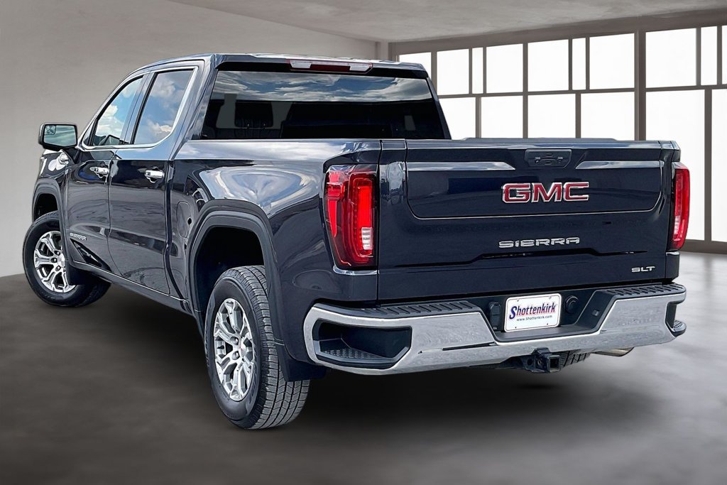 Used 2025 GMC Sierra 1500 SLT RWD image 4