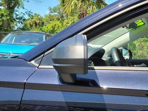 Used 2025 Volkswagen Taos S image 32