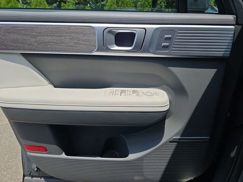 New 2025 Hyundai Santa Fe Calligraphy image 28