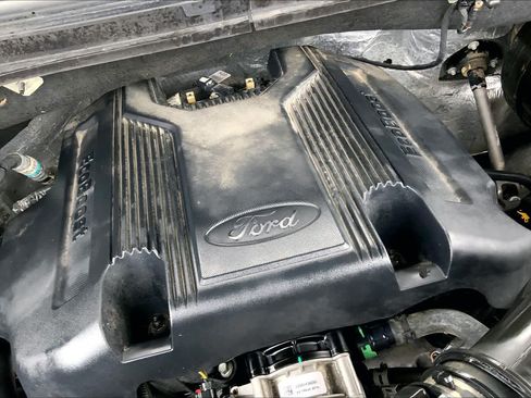 Used 2019 Ford Expedition Max Platinum AWD/4WD image 33