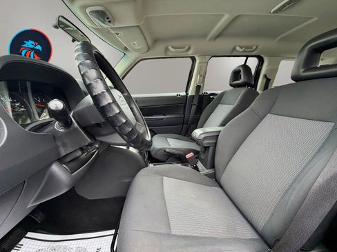 Used 2009 Jeep Patriot Sport image 10