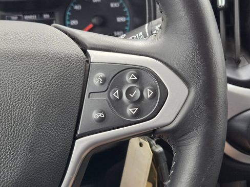 Used 2022 Chevrolet Colorado LT w/ Fleet Safety Package RWD image 29