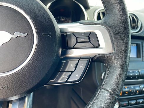 Certified 2022 Ford Mustang Coupe w/ Black Accent Package image 21