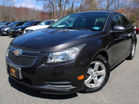 Used 2014 Chevrolet Cruze LT image 1