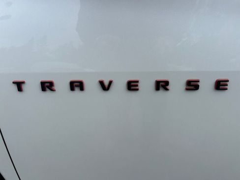 Used 2021 Chevrolet Traverse Premier w/ Redline Edition FWD image 36