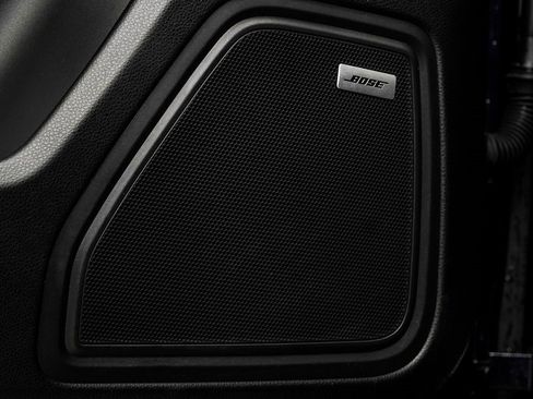 Used 2022 Porsche Macan S w/ Premium Package Plus image 42