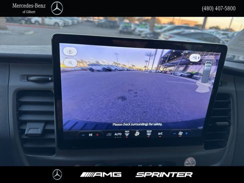 Used 2022 Ford Transit 350 XLT image 27