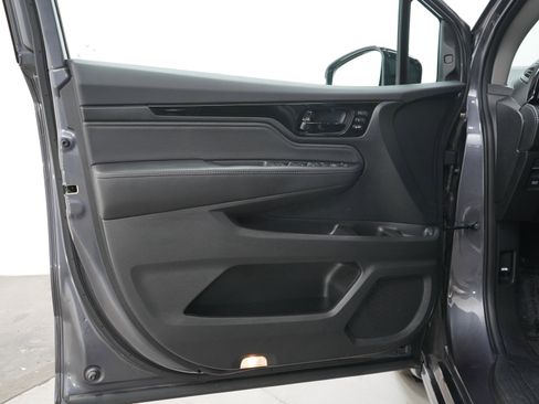 Used 2022 Honda Odyssey Elite image 22