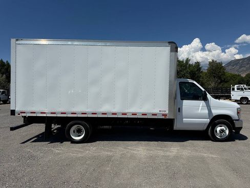 Used 2024 Ford E-350 and Econoline 350 Super Duty w/ Driver's Safety Package RWD image 2