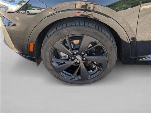Used 2022 Buick Envision Essence w/ Sport Touring Package FWD image 21