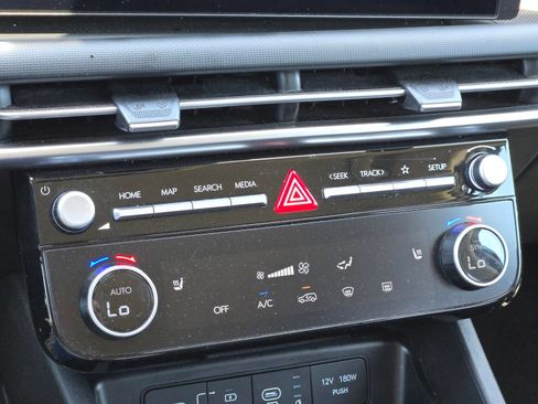 Used 2025 Hyundai Tucson SEL AWD/4WD image 19
