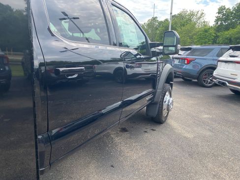 New 2026 Ford F550 4x4 Crew Cab image 28