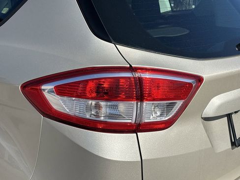 Used 2017 Ford C-MAX SE image 7