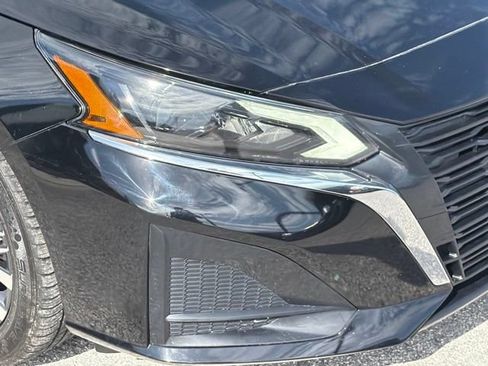 Used 2024 Nissan Altima 2.5 SV FWD image 8
