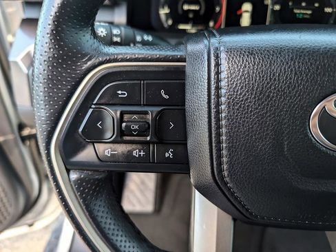 Used 2025 Toyota 4Runner TRD Off-Road AWD/4WD image 19