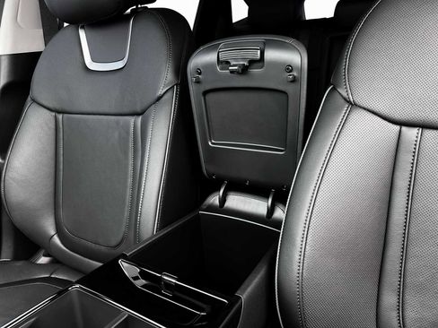 New 2026 Hyundai Tucson Limited image 18