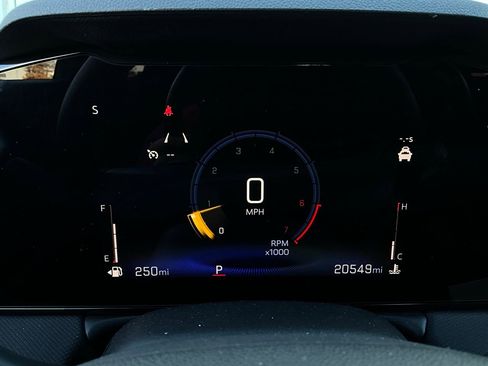 Used 2025 Chevrolet TrailBlazer LT image 33