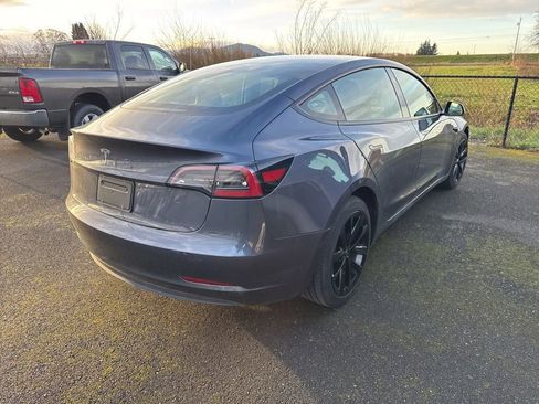 Used 2023 Tesla Model 3 Standard Range image 6
