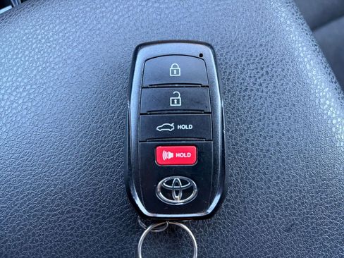 Used 2025 Toyota Camry LE image 22