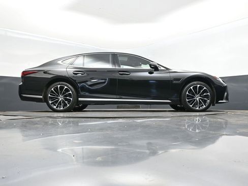 Used 2023 Lexus LS 500h AWD w/ Luxury Package image 44