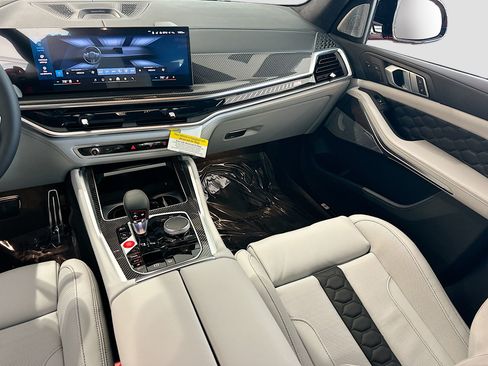 New 2026 BMW X5 M Competition w/ Executive Package AWD/4WD image 17