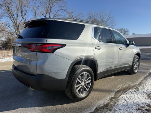 Used 2023 Chevrolet Traverse LT AWD/4WD image 5