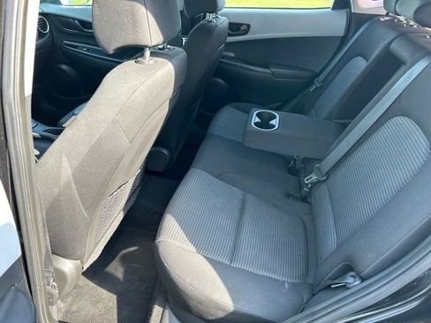 Used 2020 Hyundai Kona SE FWD image 38