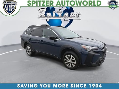 Certified 2025 Subaru Outback Premium image 2