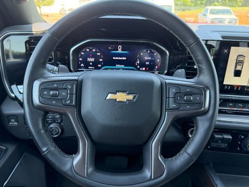 Used 2024 Chevrolet Silverado 1500 High Country AWD/4WD image 43