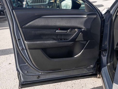 Used 2025 MAZDA CX-50 2.5 Hybrid w/ Preferred Pkg image 11