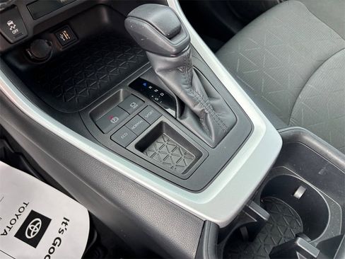 Certified 2023 Toyota RAV4 XLE image 19