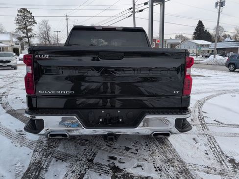 Used 2024 Chevrolet Silverado 1500 LT w/ Z71 Off-Road Package image 4