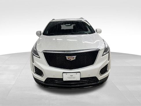 Certified 2023 Cadillac XT5 Sportv w/ Technology Package AWD/4WD image 3