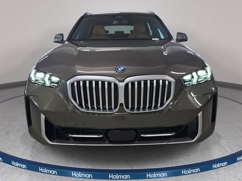 New 2026 BMW X5 xDrive50e w/ Climate Comfort Package AWD/4WD image 2