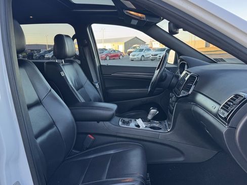 Used 2021 Jeep Grand Cherokee L Limited image 19
