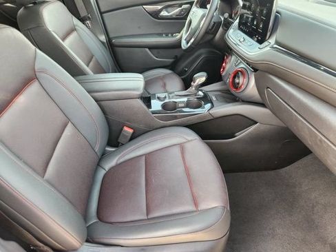 Used 2025 Chevrolet Blazer RS FWD image 13