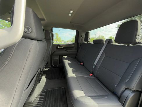 Used 2025 Chevrolet Silverado 1500 RST AWD/4WD image 17