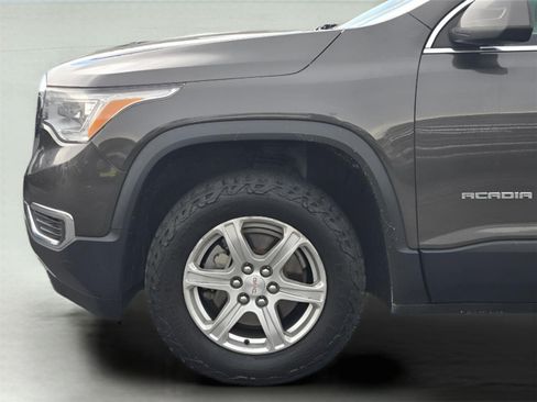 Used 2019 GMC Acadia SLE FWD image 9