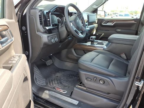 New 2026 Chevrolet Silverado 1500 RST w/ Dark Appearance Package image 11