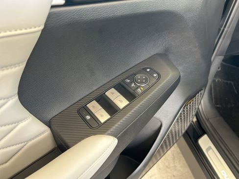 New 2025 Mitsubishi Outlander SEL image 39